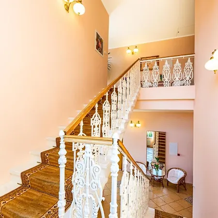 Monaco Penzion
